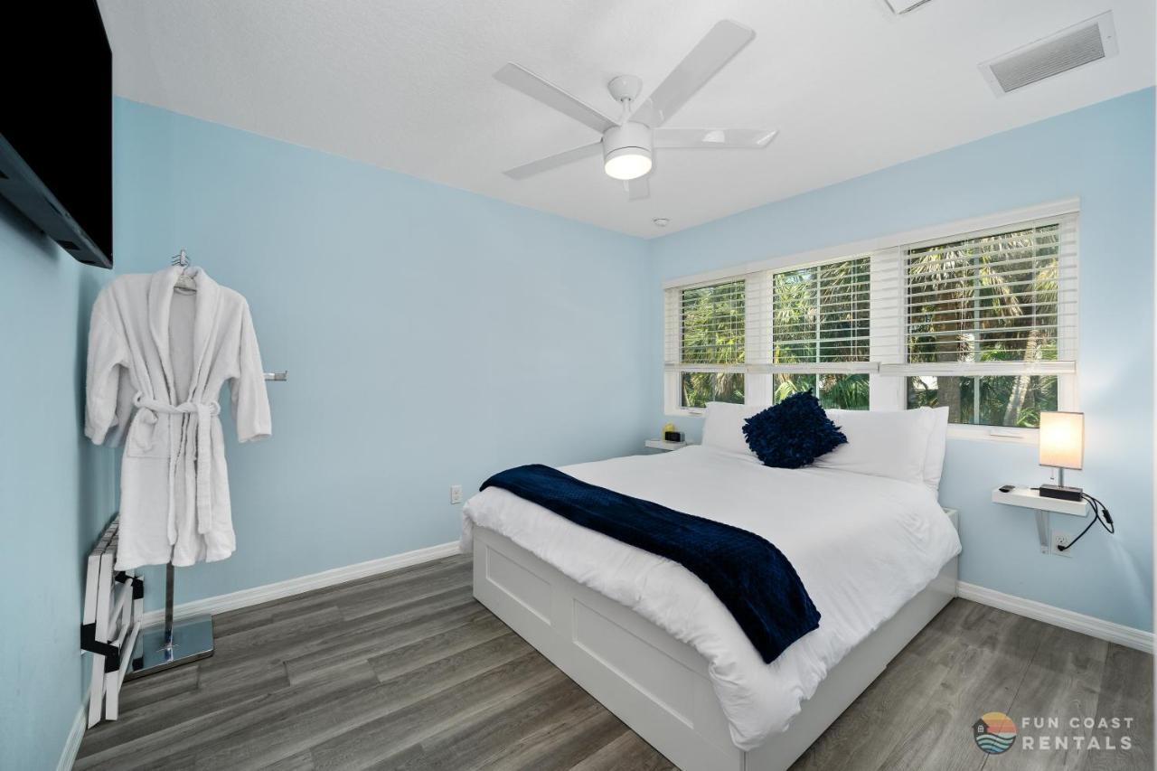 Dog Friendly Loft Steps From Beach With Gas Barbecue Grill And Upstairs Deck! New Smyrna Beach Exterior foto
